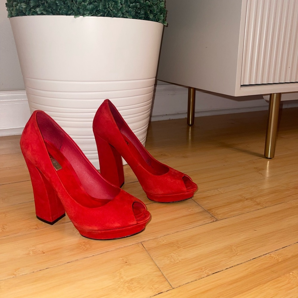 BcbgMaxazria shoes